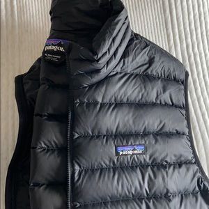 Patagonia down vest -  black